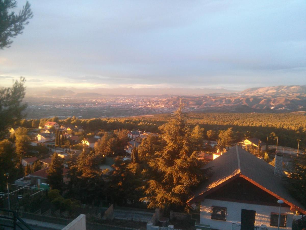 Acogedor Apartamento Privado Con Fantasticas Vistas La Zubia  Exterior foto
